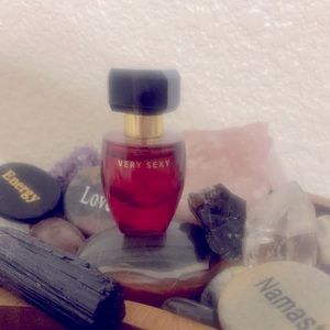 Victoria’s Secret Very Sexy perfume .25 oz. Full